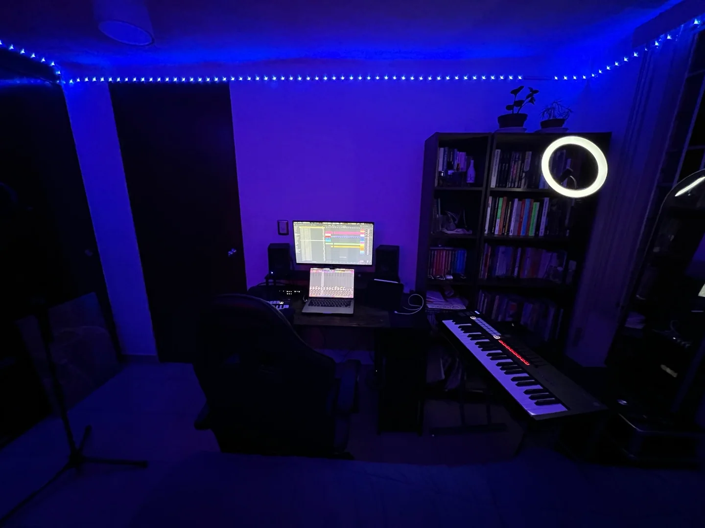 Estación de producción musical de Utópica Studio